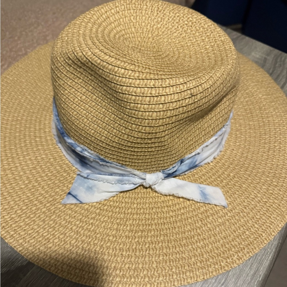 Stylish Tan Straw Hat with Blue Scarf